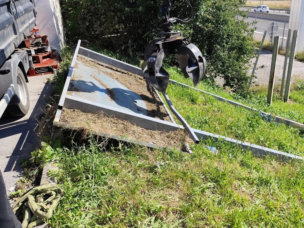 Évacuation de déchets verts à la grue par Pepito Bricolage